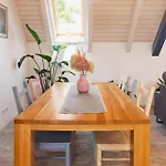 Sychrova Apartament *